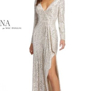 Ieena for Mac Duggal Sequin Gown Size 8 Champagne Long Sleeve Formal Dress